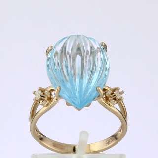 Кольцо. Голубой топаз. Арт.1460ТКц из золота 585 пробы