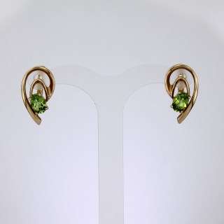 Серьги. Хризолит. Арт.615Х из золота 585 пробы